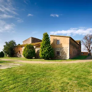 Sant Dionis Landhuis Campllong